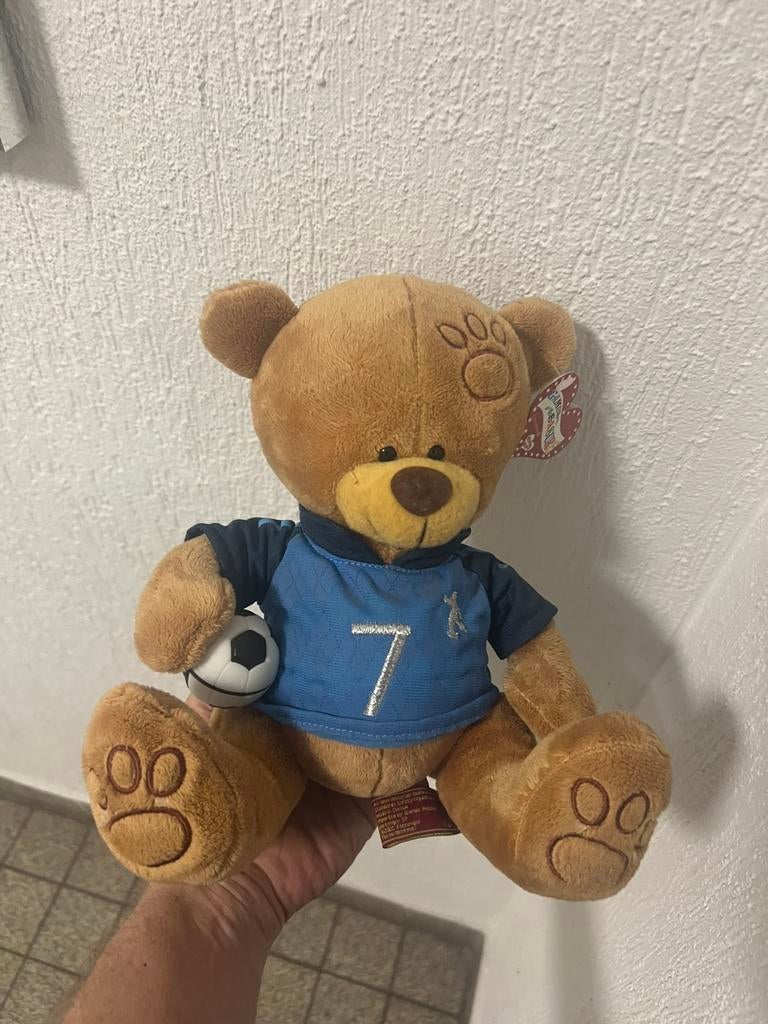 voetbal knuffel met no 7, Ophalen of Verzenden, Zo goed als nieuw, Overige typen