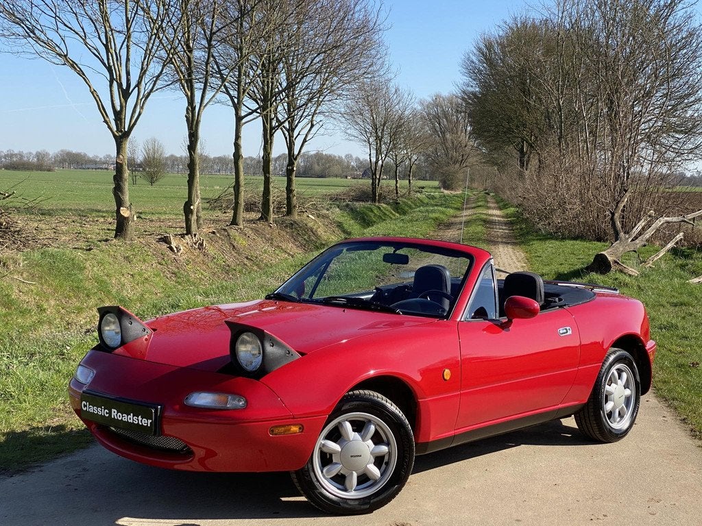 Mazda MX-5 NA 1.6i-16V 116pk 1991, CLASSIC RED, ZEER ORIGINE, Gebruikt, 4 cilinders, Cabriolet, 116 pk