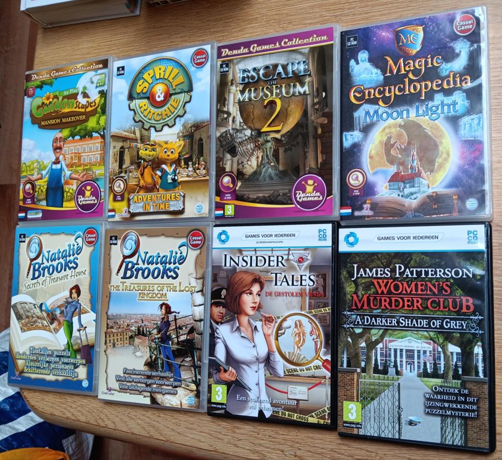 Aantal games, Boeken, Tijdschriften en Kranten, Ophalen of Verzenden, Zo goed als nieuw