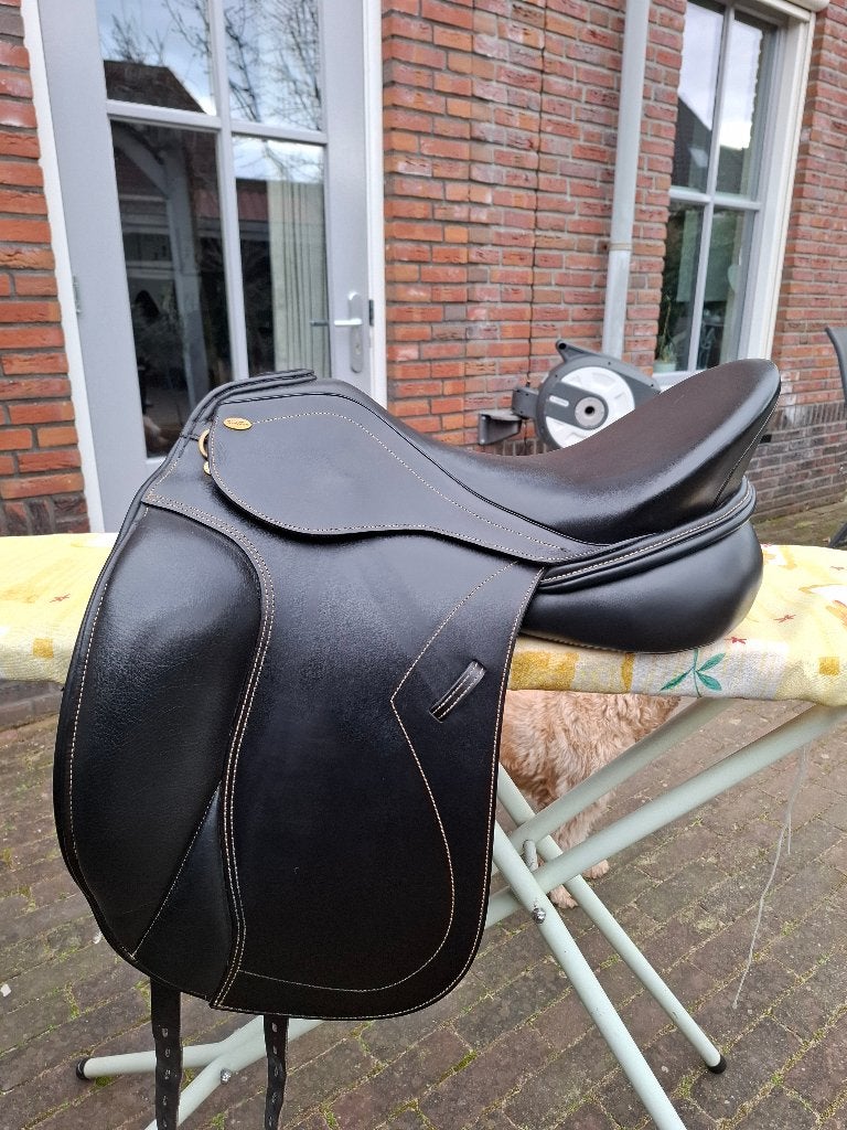 Kentaur Elektra Dressuurzadel, Dieren en Toebehoren, Paarden en Pony's | Zadels, Ophalen, L (17.5 inch), Kentaur, Zo goed als nieuw