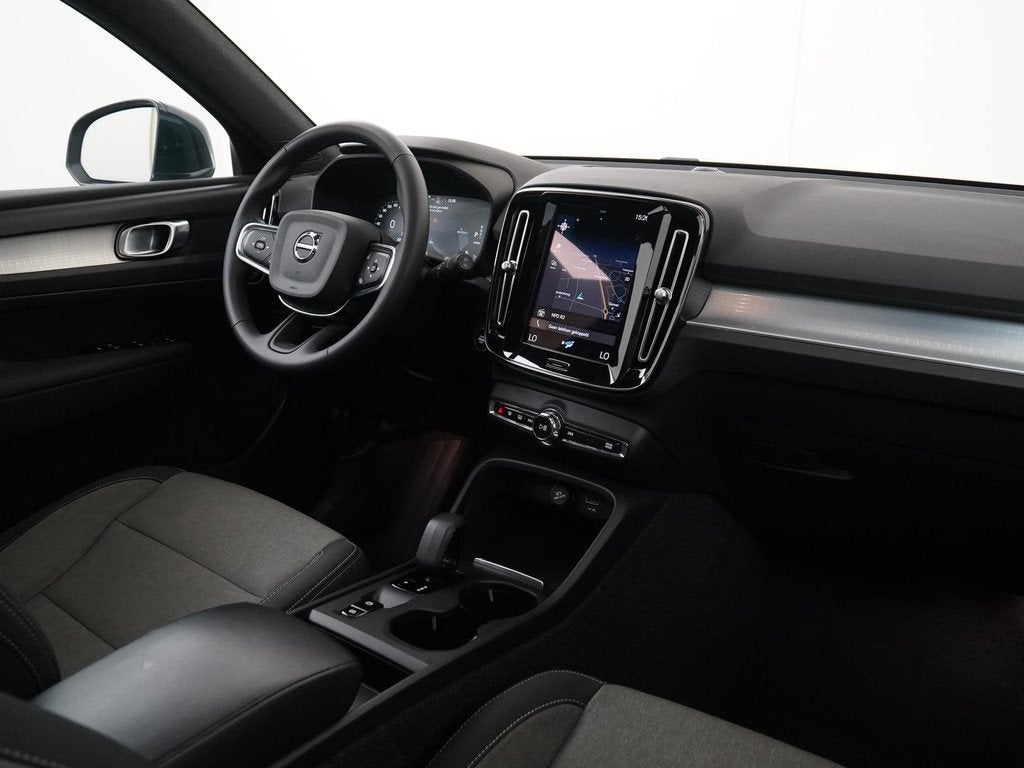Volvo XC40 1.5 T4 Recharge Inscription Expr | Panoramadak |, 12 maanden, Stof, Euro 6, 1712 kg