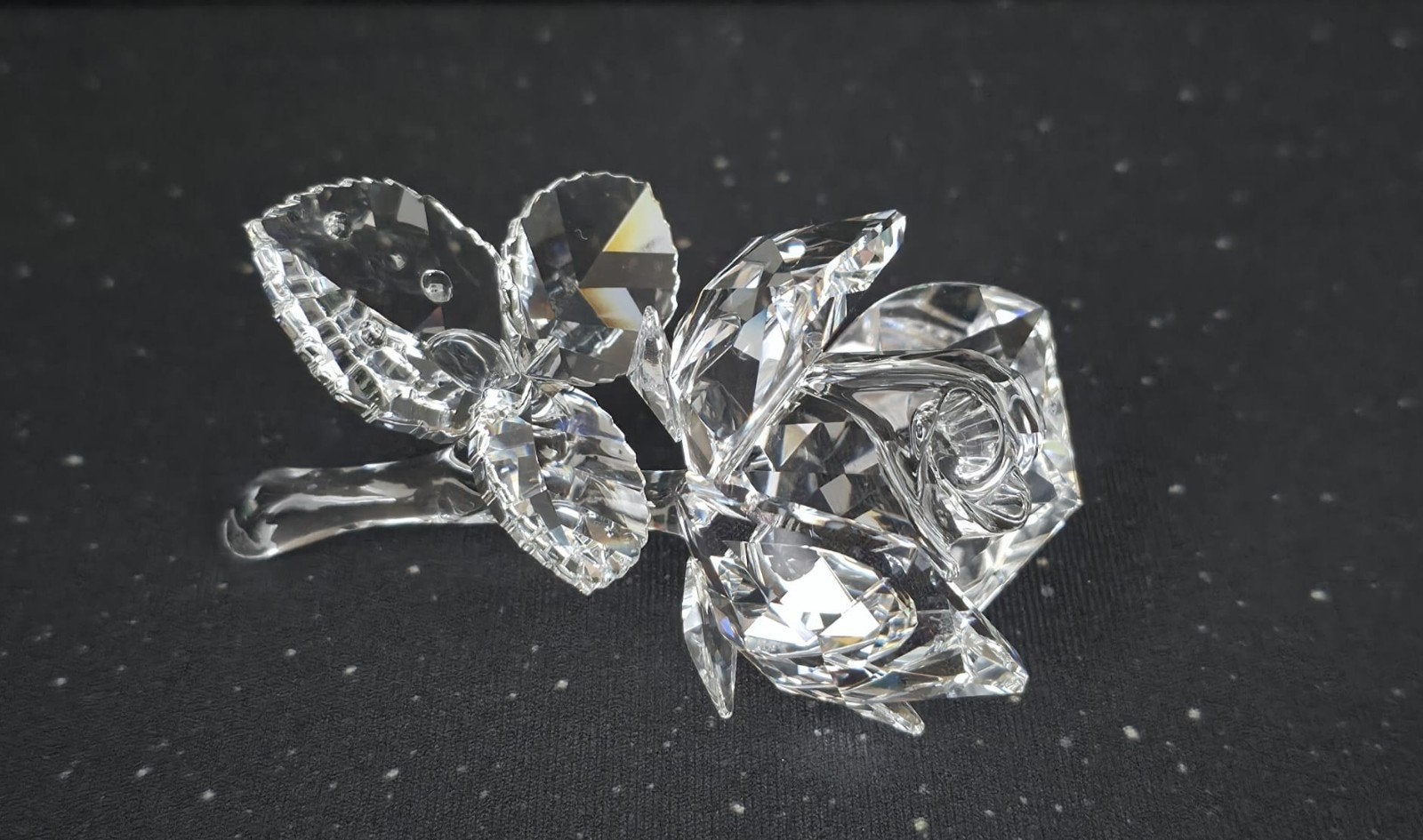 Swarovski Kristallen Roos - Elegant Decoratiestuk, Ophalen of Verzenden, Zo goed als nieuw, Figuurtje