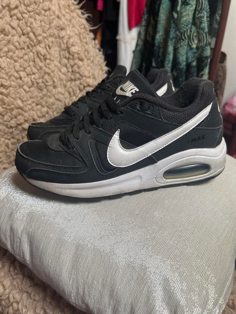 Nike Air Max Command zwart/wit - Maat 38.5, Ophalen of Verzenden, Zo goed als nieuw, Schoenen