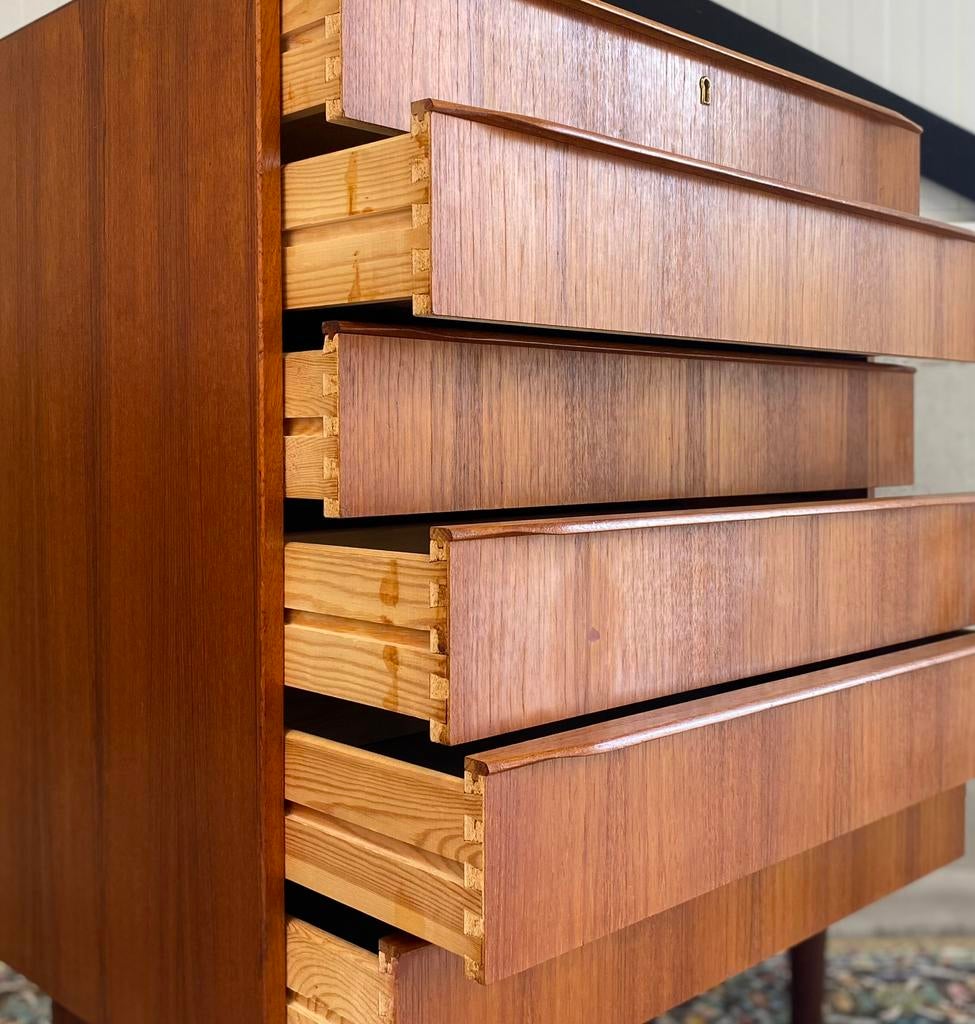 Vintage Teak Mid Century Ladekast Jaren 60, Huis en Inrichting, Ophalen, 5 laden of meer, Vintage retro high board, 100 tot 150 cm