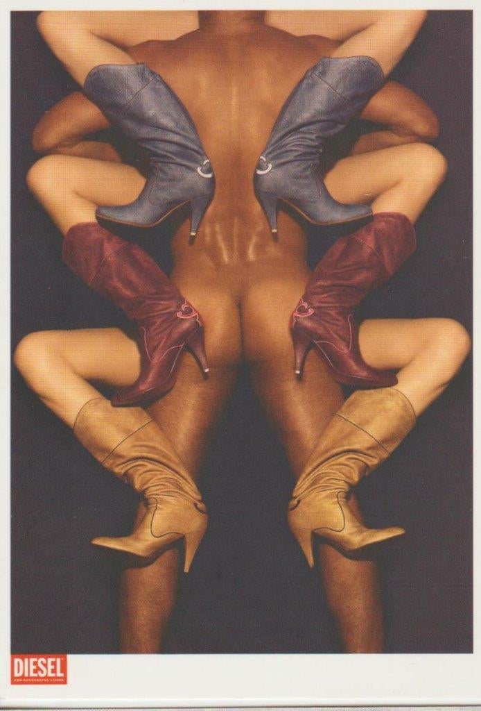 Diesel Laarsjes reclamekaart / blote billen., Verzenden, 1980 tot heden, Ongelopen, Cultuur en Media