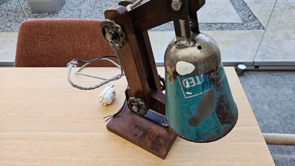Lamp, Antiek en Kunst, Antiek | Naaimachines, Ophalen of Verzenden