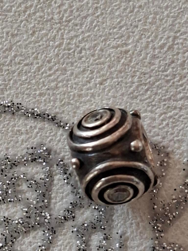 Pandora met cirkels,puntjes en zirkonia's, Verzenden, Pandora, Zo goed als nieuw, 1 bedel