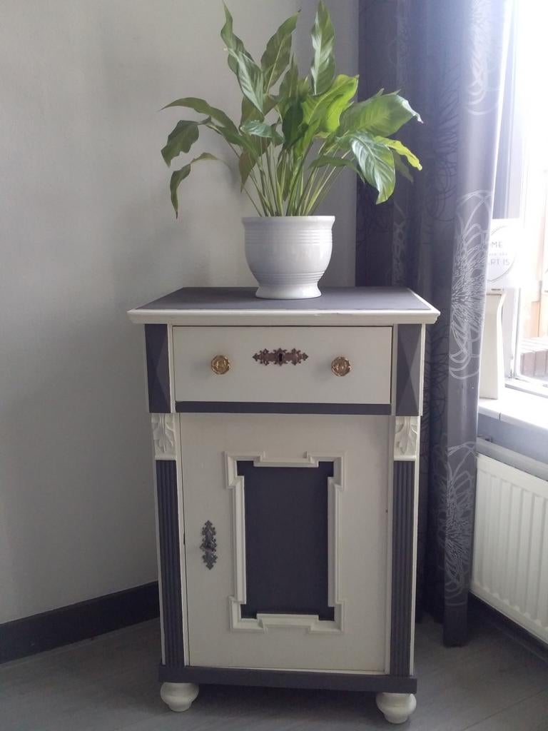 leuk brocante kastje wit/grijs met lade en deur, Ophalen