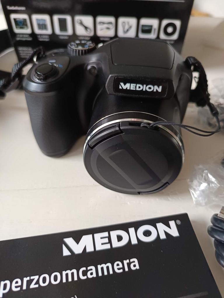 Medion Superzoomcamera - Zo goed als nieuw!, Compact, Ophalen of Verzenden, Zo goed als nieuw, Overige Merken