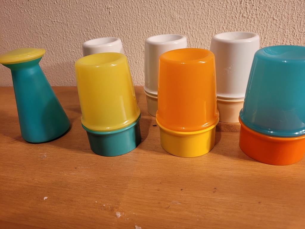Vintage Tupperware Eierdopjes & Zoutvaatje eierdop, Huis en Inrichting, Keuken | Tupperware, Ophalen of Verzenden, Zo goed als nieuw