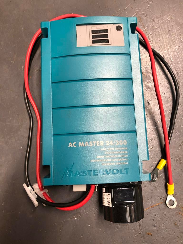 Mastervolt AC Master 24/300 Omvormer - Gebruikt, Ophalen of Verzenden, Nieuw, Universele onderdelen