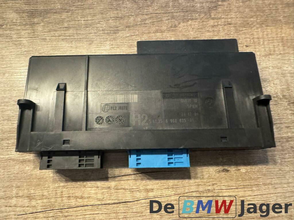 Body control module BMW 1-serie E81 E87 61356968835, Auto-onderdelen, Elektronica en Kabels, BMW, Gebruikt, Ophalen of Verzenden
