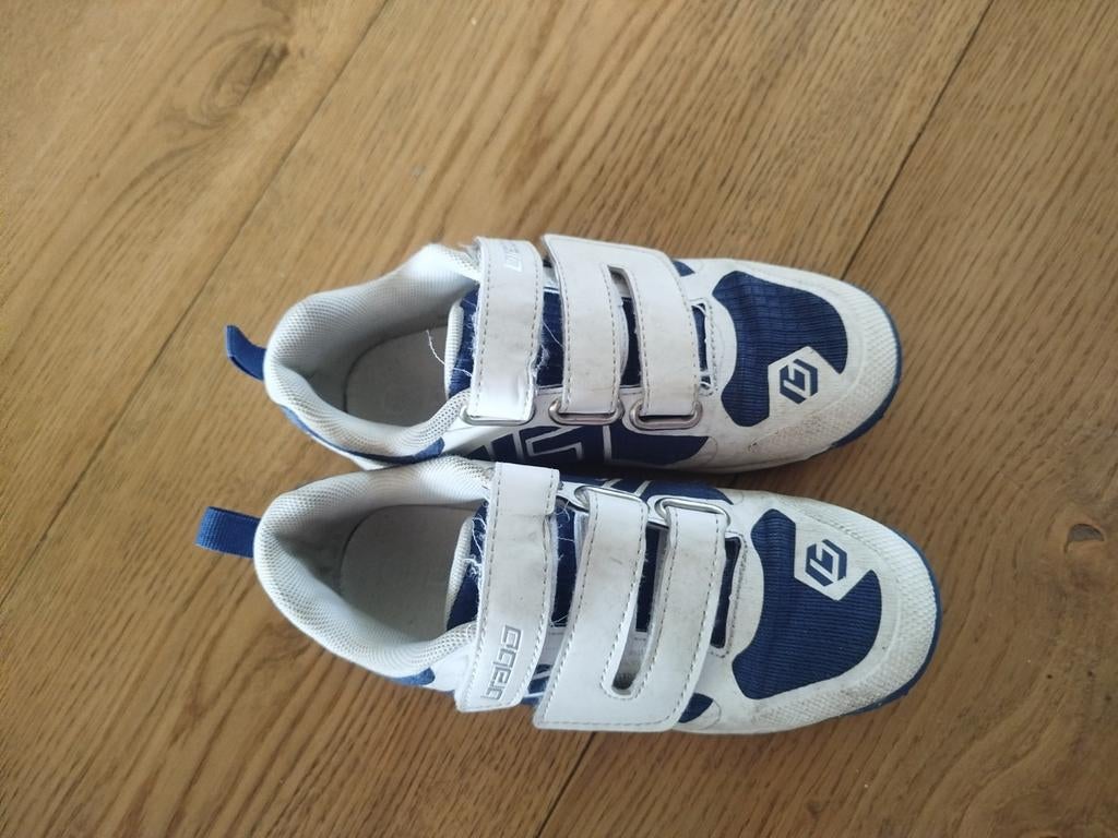 Hockeyschoenen maat 33, Ophalen of Verzenden, Gebruikt, Schoenen