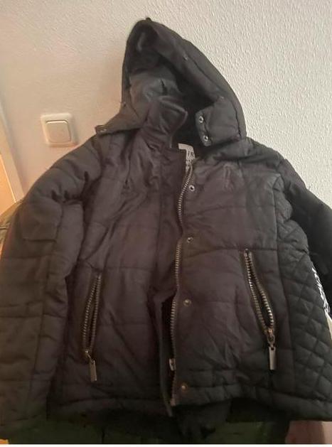 Netjes jassen, Kleding | Dames, Jassen | Winter, Ophalen, Zo goed als nieuw, Overige kleuren