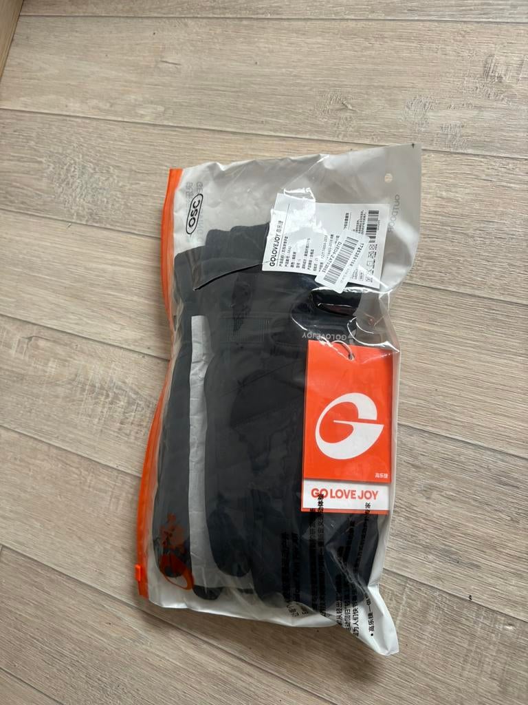 Skihandschoenen nieuw met kaartjes, Sport en Fitness, Skiën en Langlaufen, Overige merken, Verzenden, 100 tot 140 cm, Zo goed als nieuw