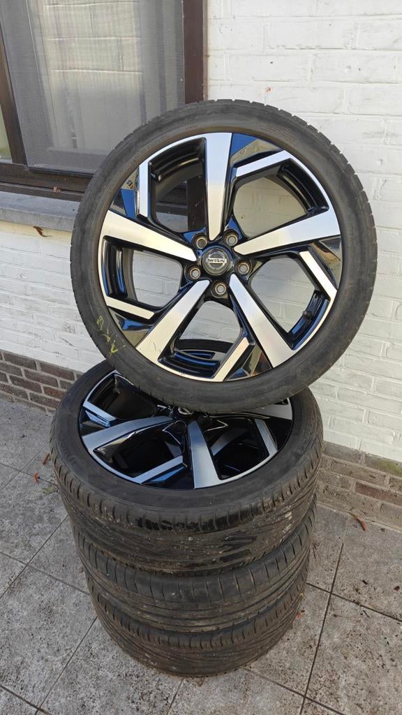 Originele nissan juke,x-trail,qashqai tekna 19 inch zomer, Auto-onderdelen, Banden en Velgen, Gebruikt, Banden en Velgen, Ophalen