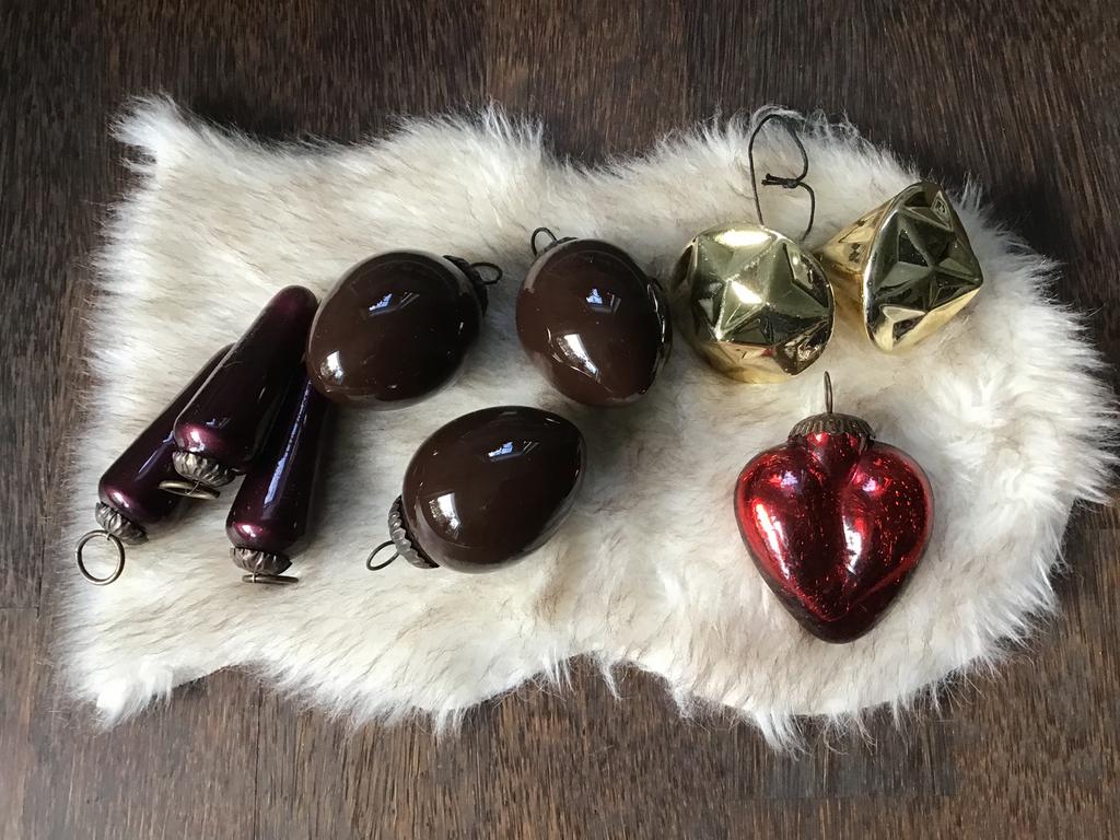 9 kerstballen - pegels - hart - diamant, Diversen, Kerst, Ophalen of Verzenden, Zo goed als nieuw