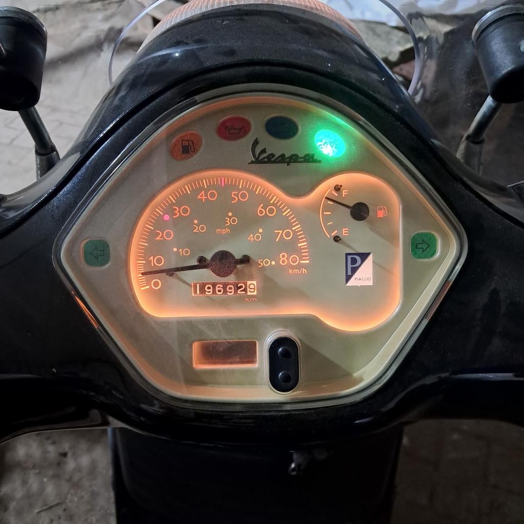 Vespa snorfiets, Fietsen en Brommers, Scooters | Vespa, Ophalen of Verzenden, Benzine, Vespa LX