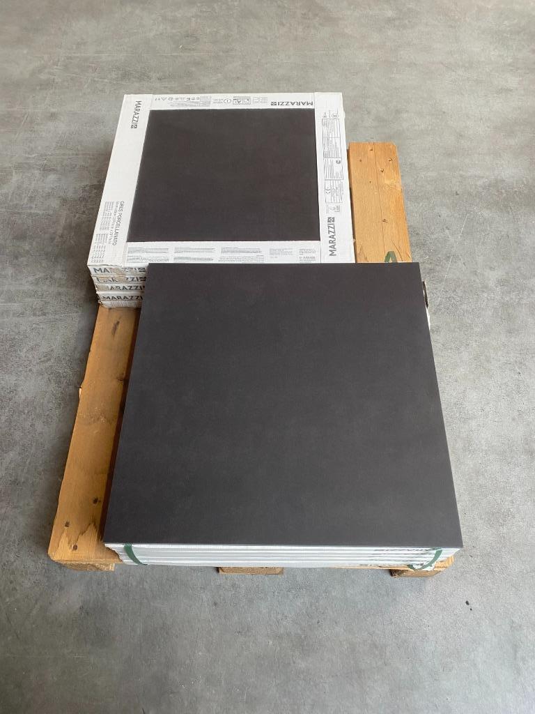 Tegel betonlook zwart Nero 60 x 60 cm restpartij tegel, Ophalen, 60 cm of meer, Nieuw, 10 m² of meer