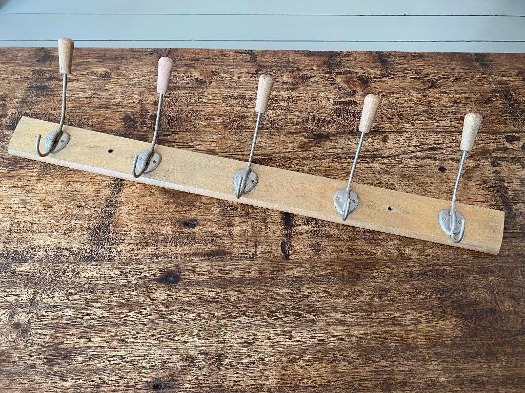 Brocante houten kapstok jaren 60/70, 5 haken, Ophalen of Verzenden