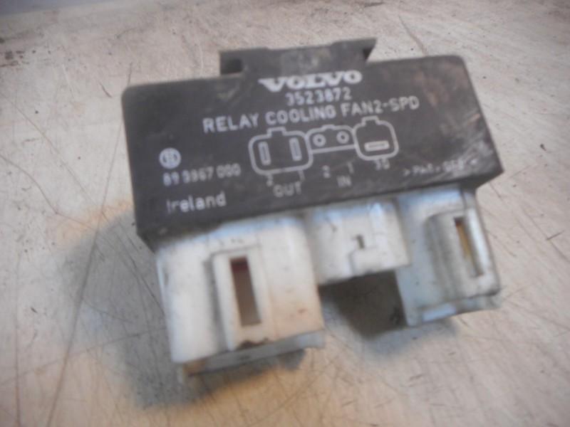 Relais Koelventilator Volvo 940 I Estate 1996 3523872, Auto-onderdelen, Gebruikt, Siegburger Straße 229, Köln 50679, , Duitsland