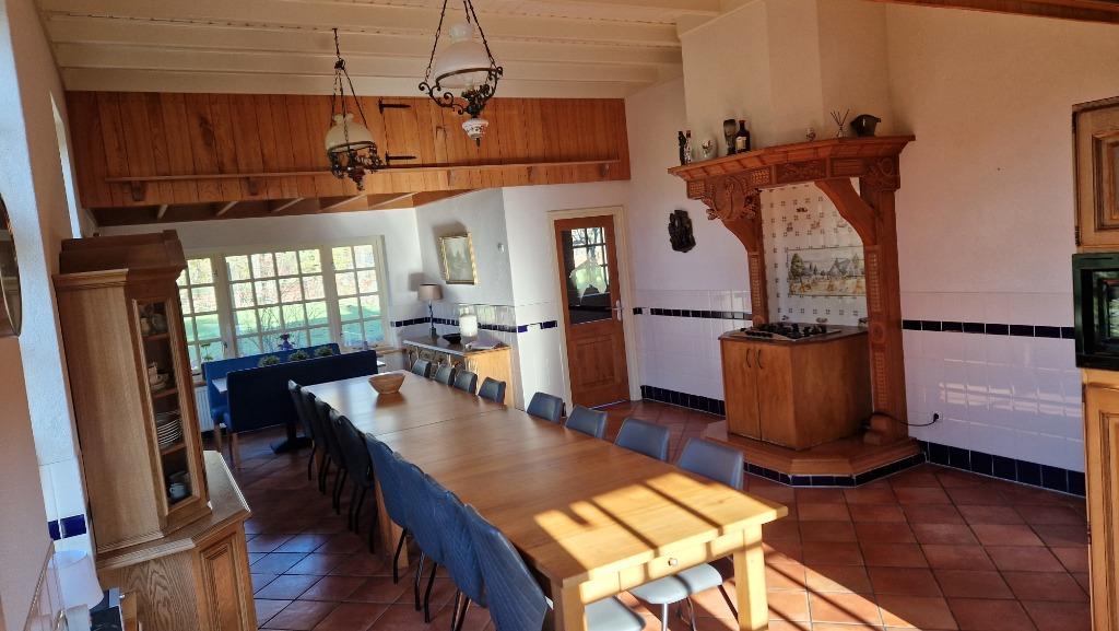 Vakantiehuis Twente, voor 16 personen, Hot-tub, bbq, sauna., Groepsaccommodatie, In bos, 16 personen, Overijssel