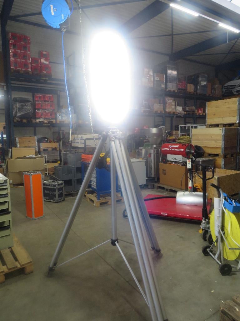 bouwverlichting terreinverlichting op statief, Doe-het-zelf en Verbouw, Bouwverlichting, Ophalen, Gebruikt, Led.com, Lumafhone