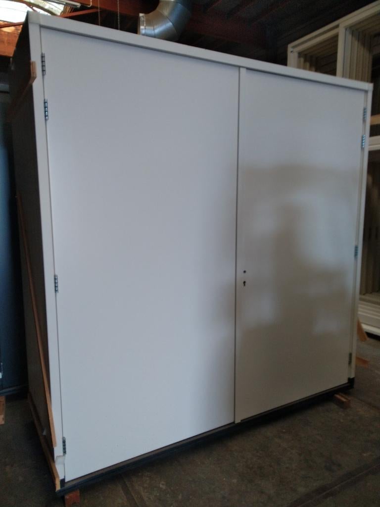 Hardhout kozijn met dubbele garage deuren, Ophalen, Hout, 120 cm of meer, 215 cm of meer