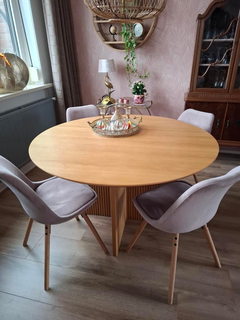 Eetttafel rond jysk, Ophalen