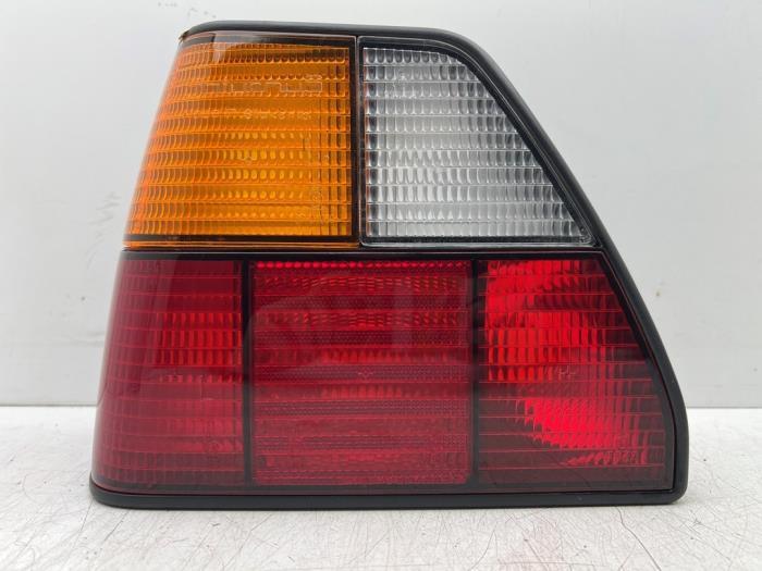 Achterlicht links van een Volkswagen Golf, Gebruikt, -, Volkswagen, -