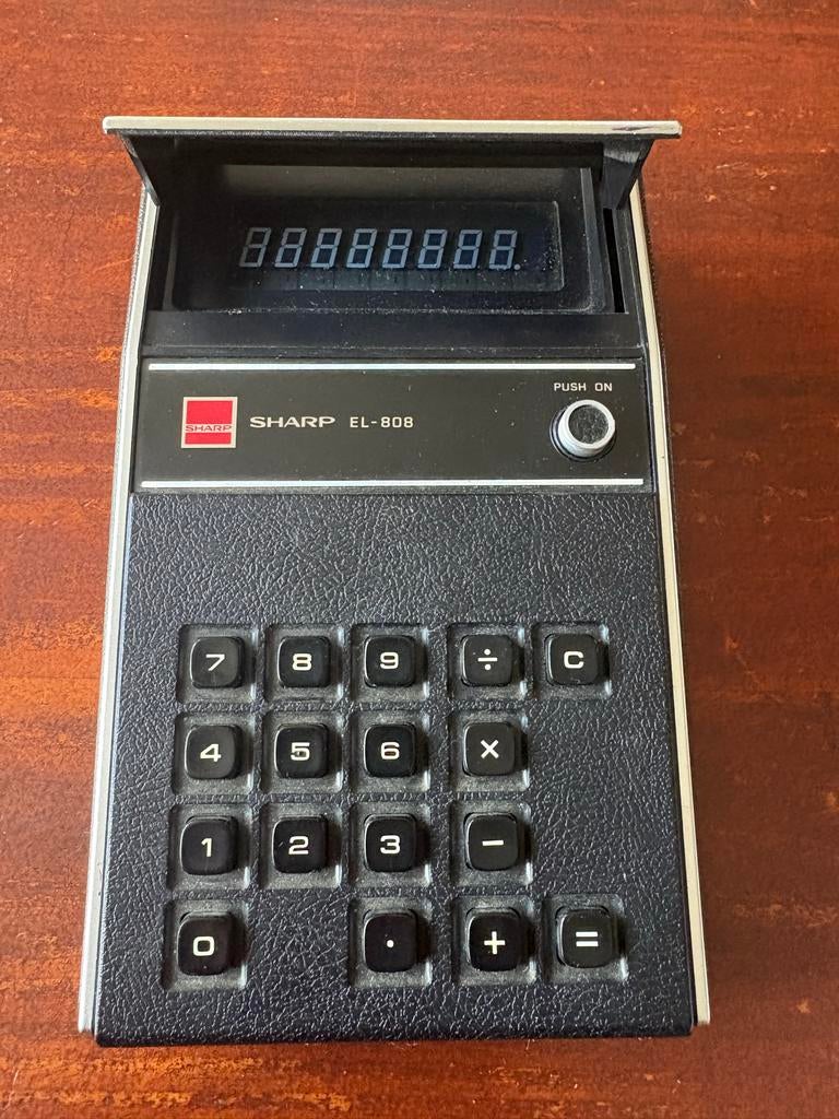 Vintage Sharp EL-808 Rekenmachine met hoes- Collectorsitem, Diversen, Ophalen of Verzenden, Gebruikt
