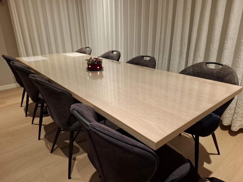 Tafelplastic, tafelzeil, tafelbeschermer, tafelkleed, Ophalen of Verzenden, Nieuw, Rechthoek, Binnen
