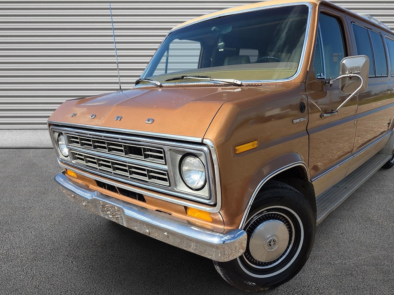 Ford USA Econoline E-150 CLUBWAGON (bj 1976, automaat), foto 9