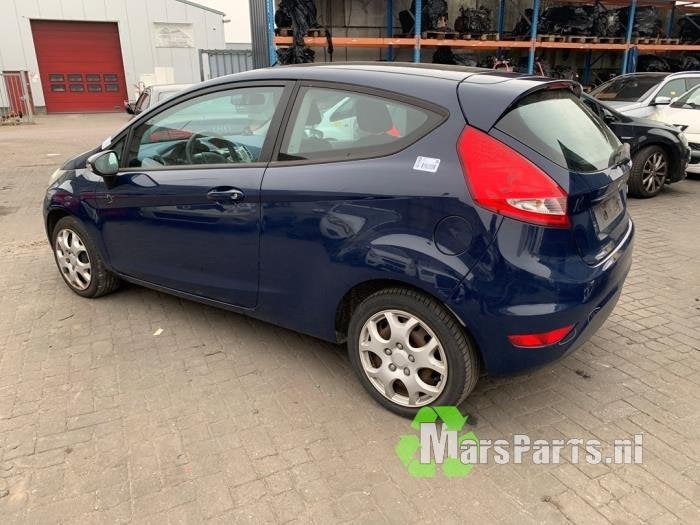 Kokerbalk links van een Ford Fiesta, Gebruikt, -, -, Ophalen of Verzenden