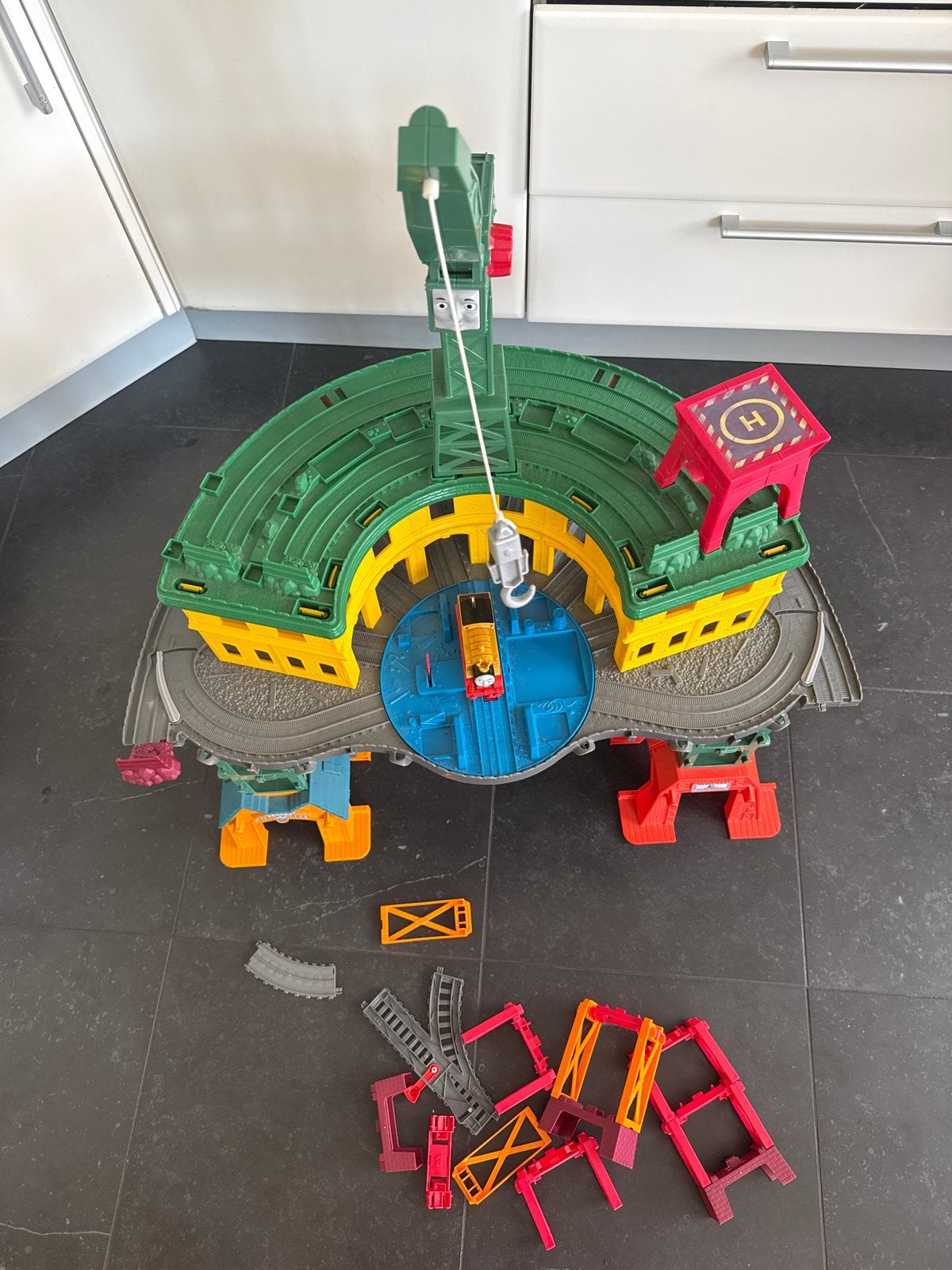 Thomas de Trein Sodor Spoorbaan met Kraan en Helikopterplatf, Ophalen of Verzenden, Gebruikt