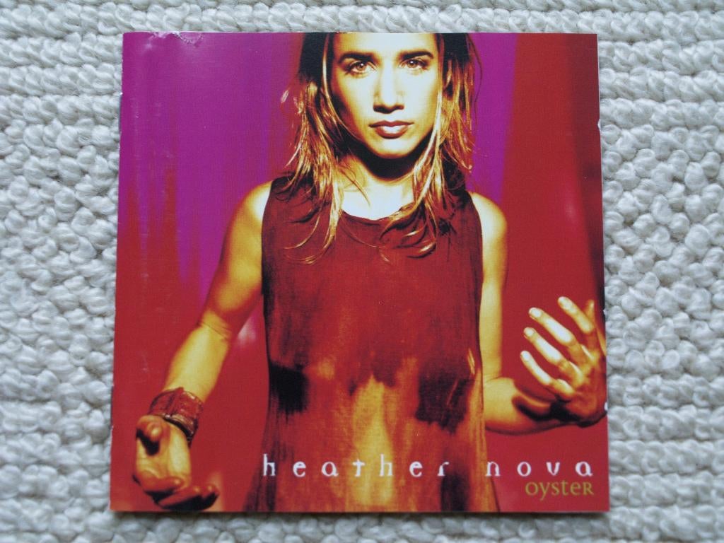 CD Heather Nova - Oyster (1994) **VERZ/OPH**, Ophalen, Zo goed als nieuw