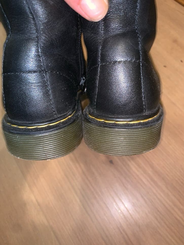 Dr. Martens 1460 J Zwarte Leren Laarzen Maat 35, Ophalen of Verzenden, Zo goed als nieuw, Meisje, Laarzen