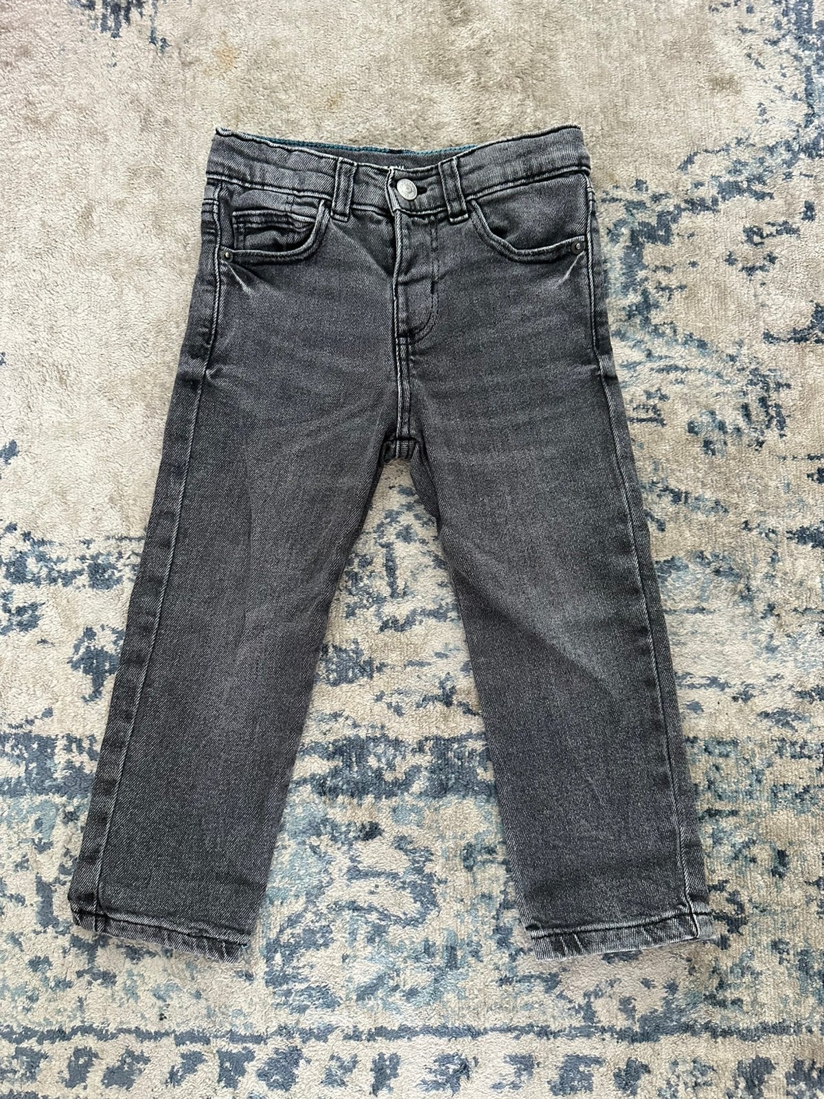 Grijze jeans / spijkerbroek regular fit Zara maat 98, Kinderen en Baby's, Ophalen of Verzenden, Nieuw, Jongen, Broek