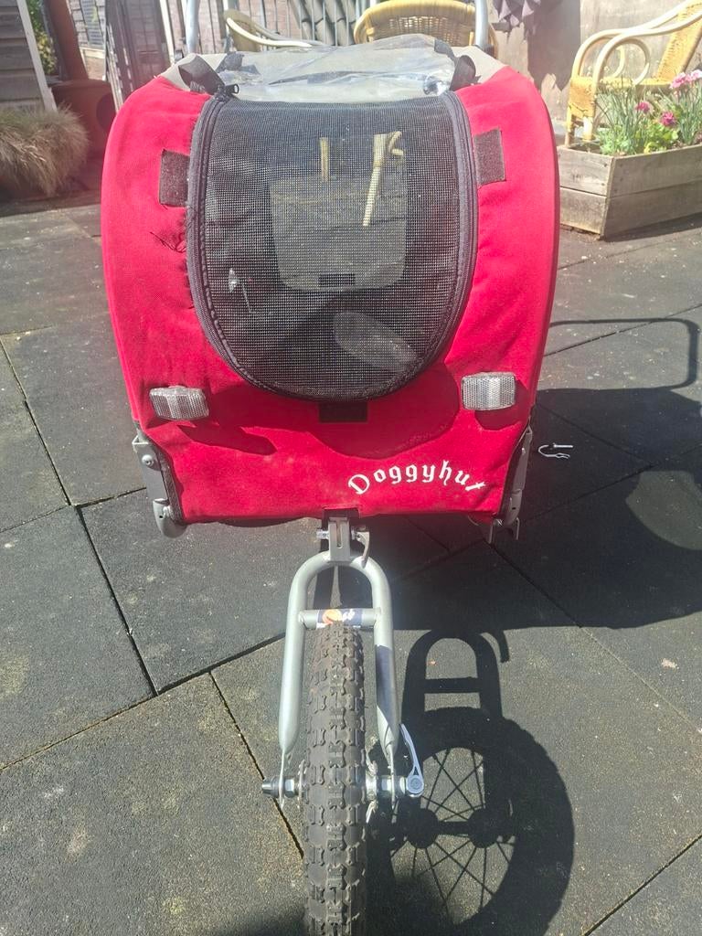 Doggyhut hondenfietskar / wandelwagen  L70 cm, H50 cm, B40cm, Fietsen en Brommers, Fietsaccessoires | Aanhangers en Karren, Ophalen of Verzenden