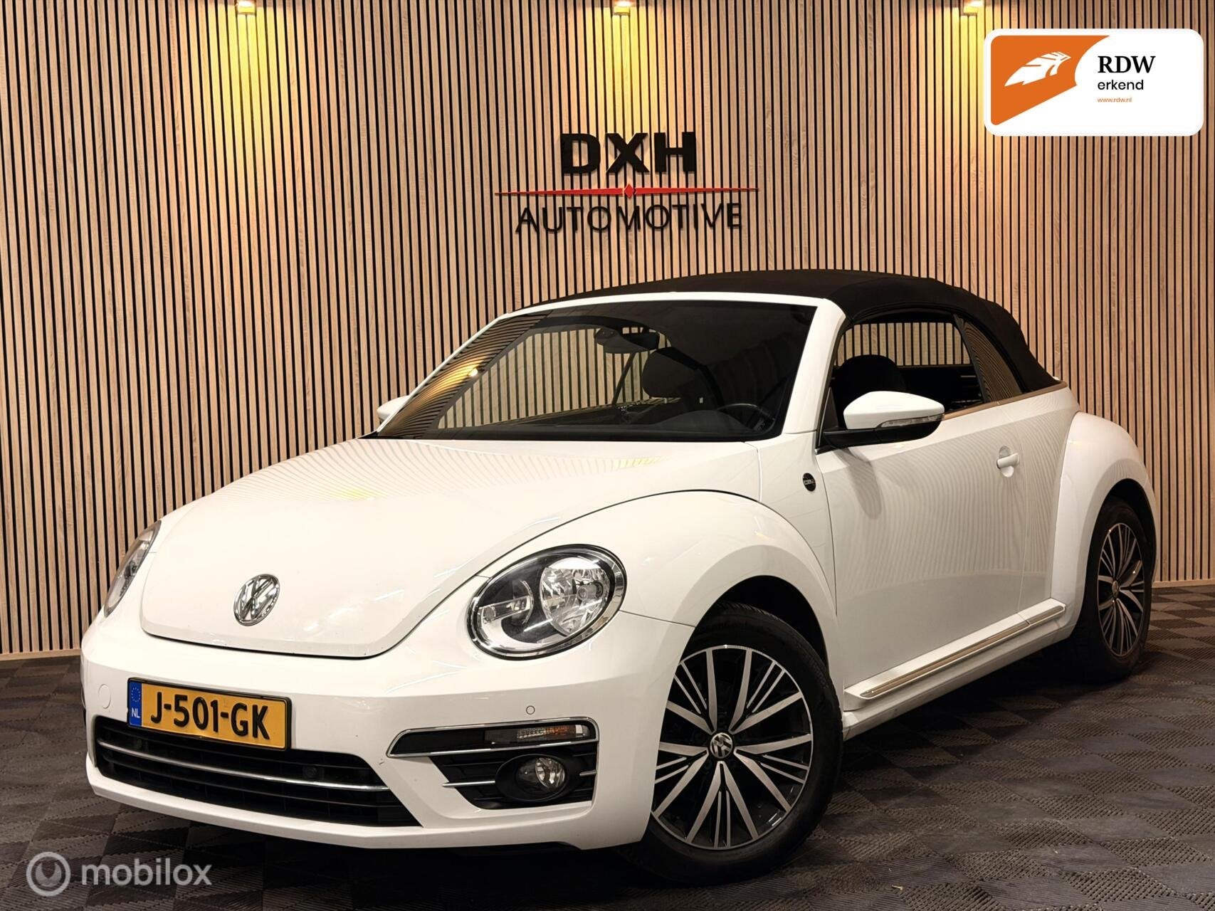 Volkswagen Beetle Cabriolet 1.4 TSI Sound CARPLAY STOELVERW., Auto's, Dealer onderhouden, Stof, Gebruikt, 4 stoelen