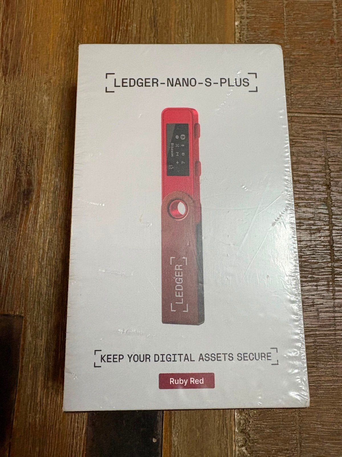 Nieuwe Ledger Nano S Plus Ruby Red, Computers en Software, Overige Computers en Software, Nieuw, Ophalen of Verzenden
