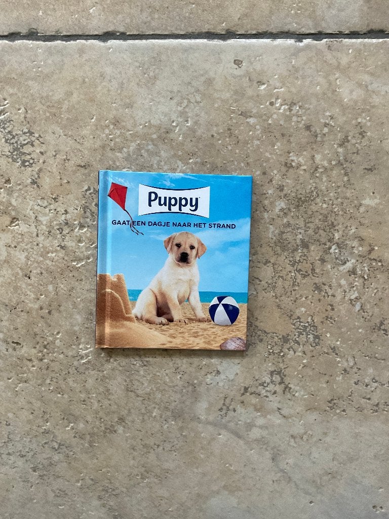 Puppy gaat een dagje naar het strand, Ophalen of Verzenden, Nieuw, Peter Pan