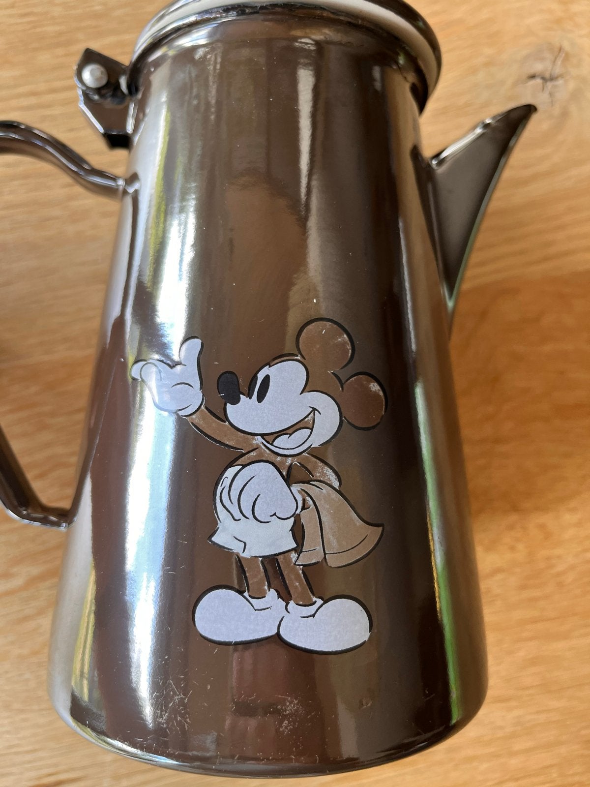 Vintage Disney Disneyland Paris emaille koffiekan Mickey, Ophalen of Verzenden, Mickey Mouse, Gebruikt, Servies