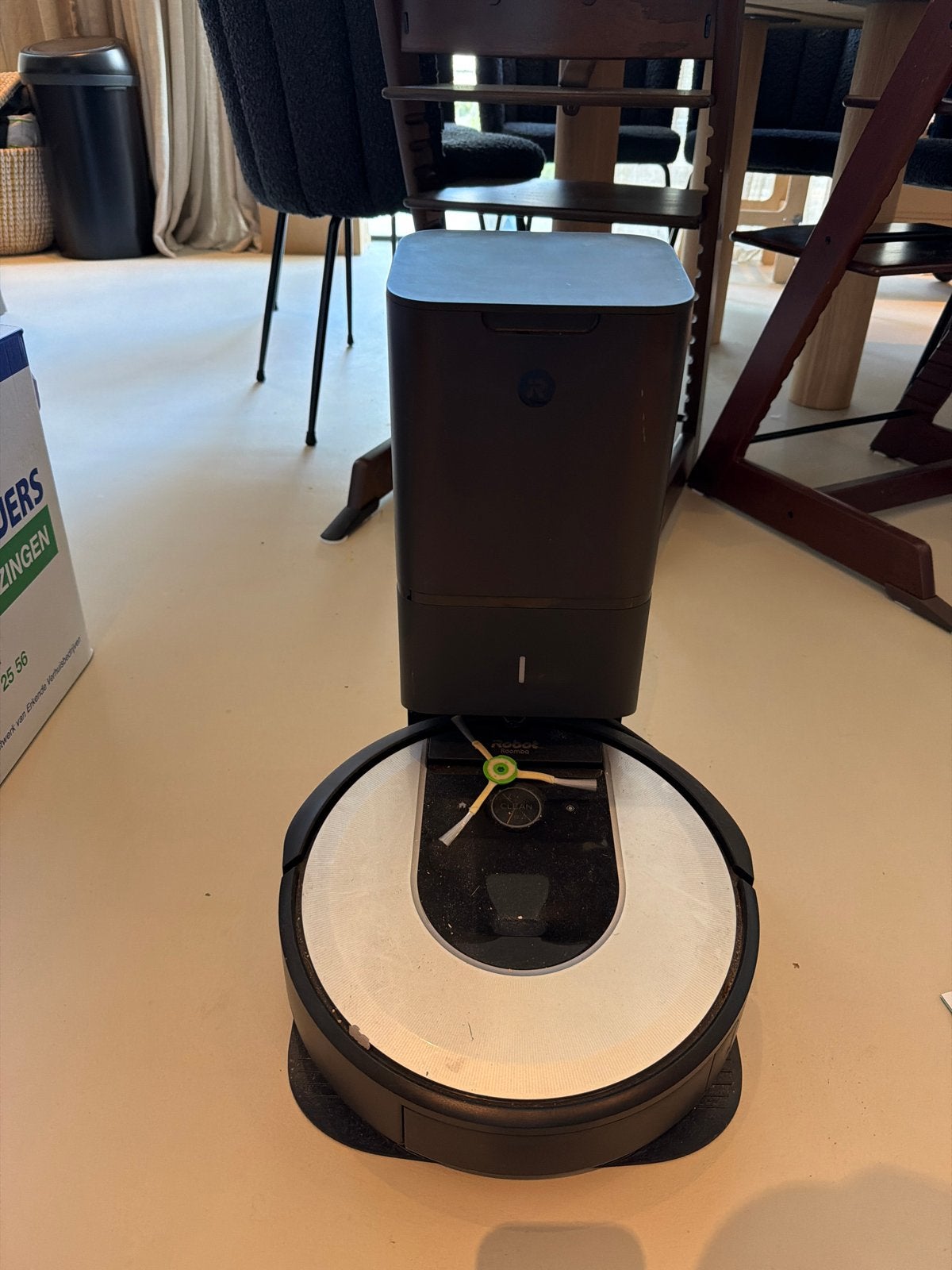 iRobot Roomba i7 Robotstofzuiger met zelflegende basis, Ophalen, IRobot, Automatisch legen, Zo goed als nieuw