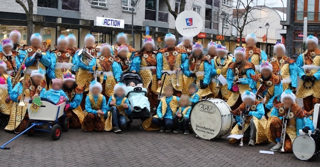 Loopgroep Carnavalspakken, Kleding | Dames, Carnavalskleding en Feestkleding, Ophalen, Carnaval, Maat 42/44 (L), Kleding