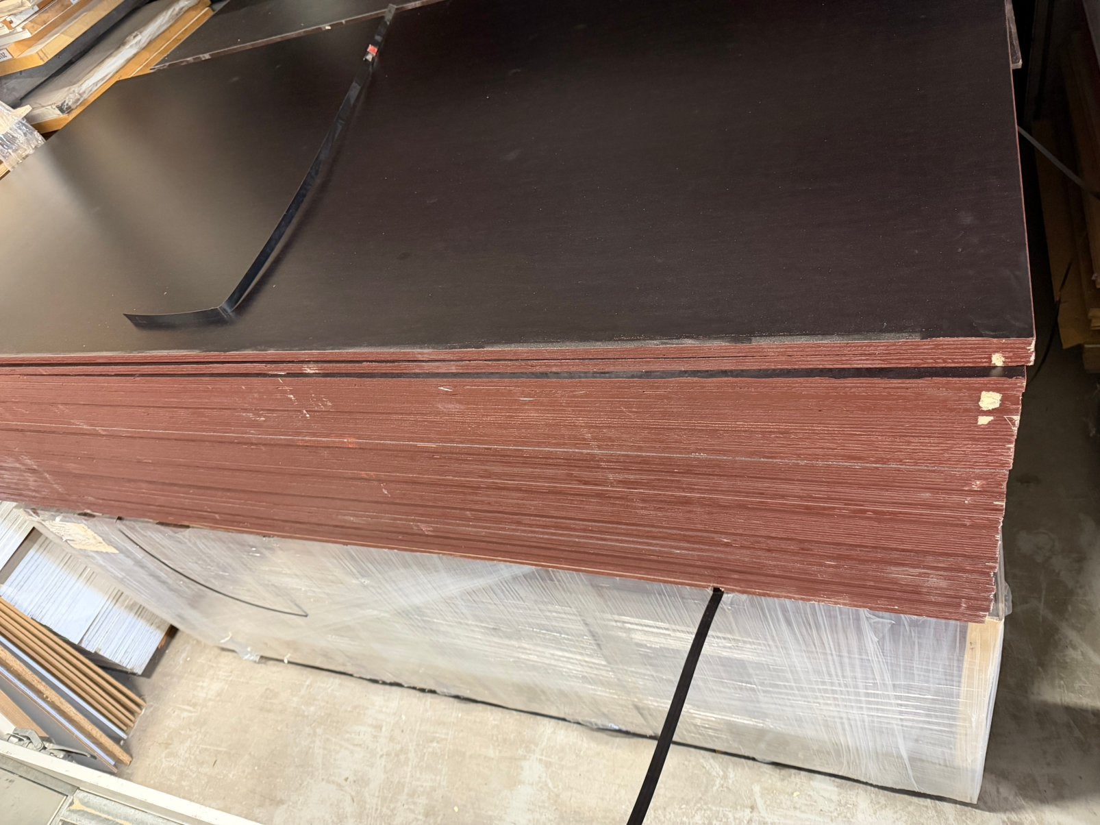Betonplex grenen 180 grams 1250x2500x21mm, Ophalen, Nieuw, Hout
