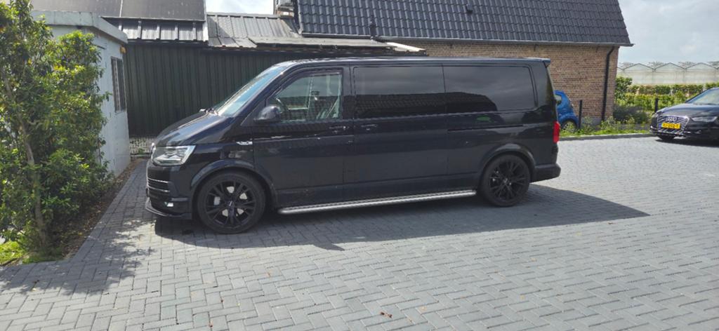 Volkswagen Transporter  2.0 TDI 200pk dubbelcabine, Automaat, 4 cilinders, Zwart, Bedrijf