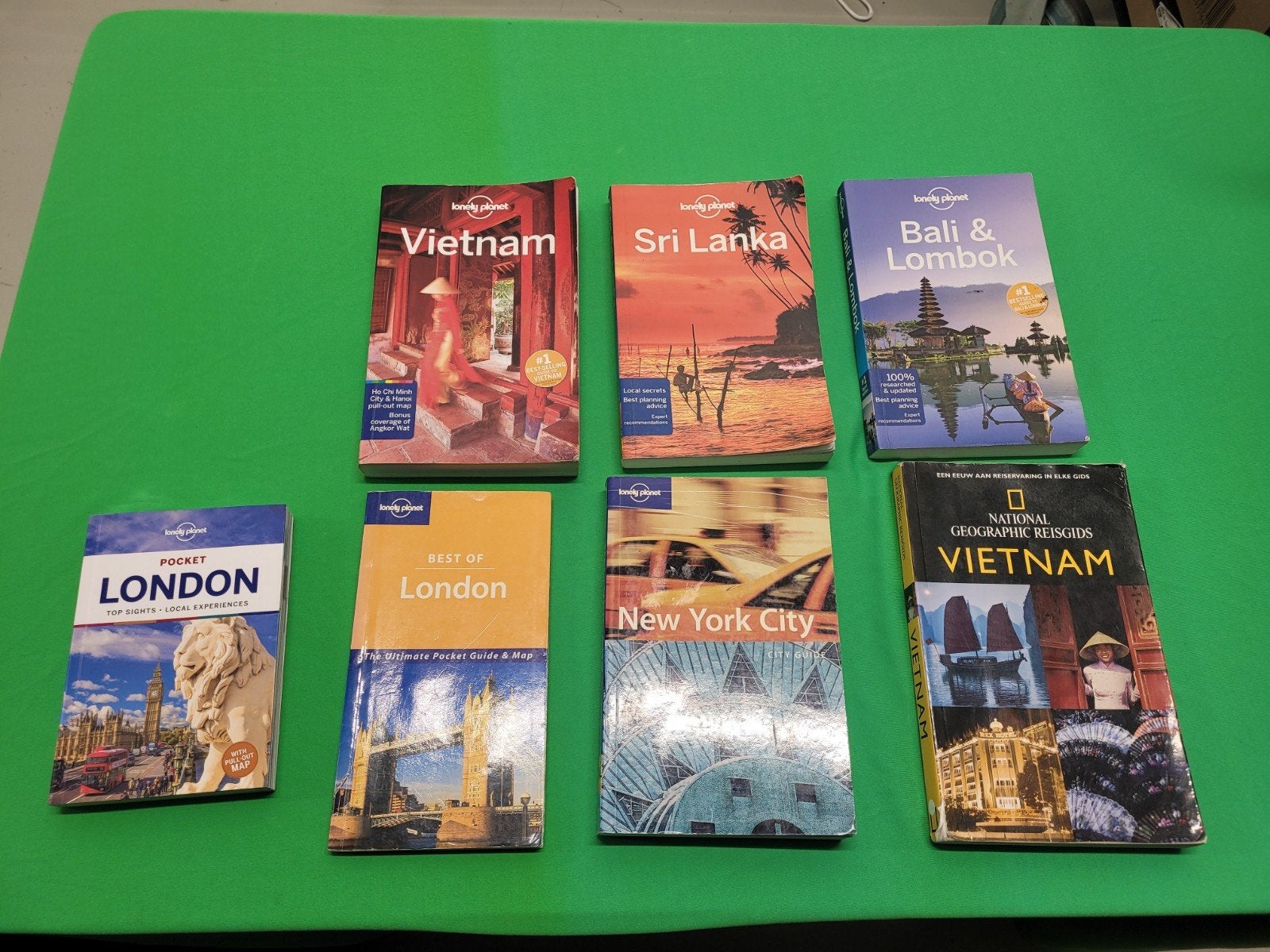Set Lonely Planet reisgidsen Bali Londen Vietnam etc, Gelezen, Lonely Planet, Europa, Ophalen of Verzenden