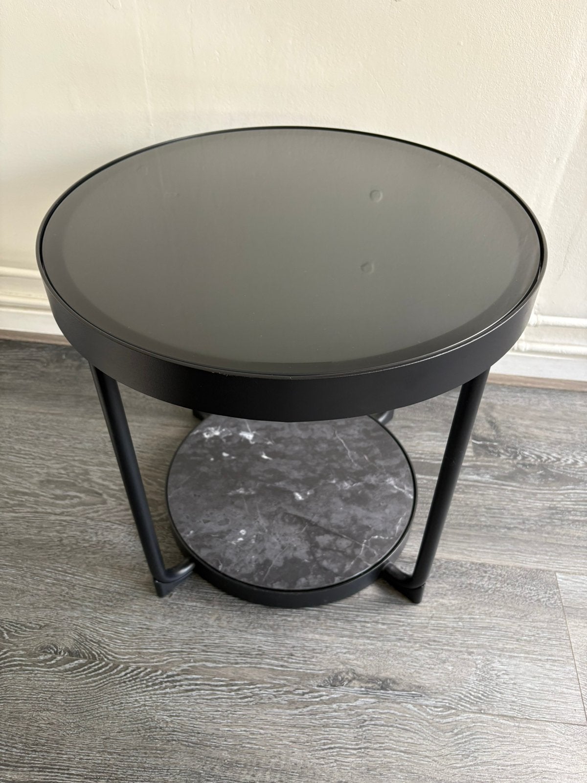 Salontafel / bijzettafel, Minder dan 55 cm, Rond, Zo goed als nieuw, Ophalen