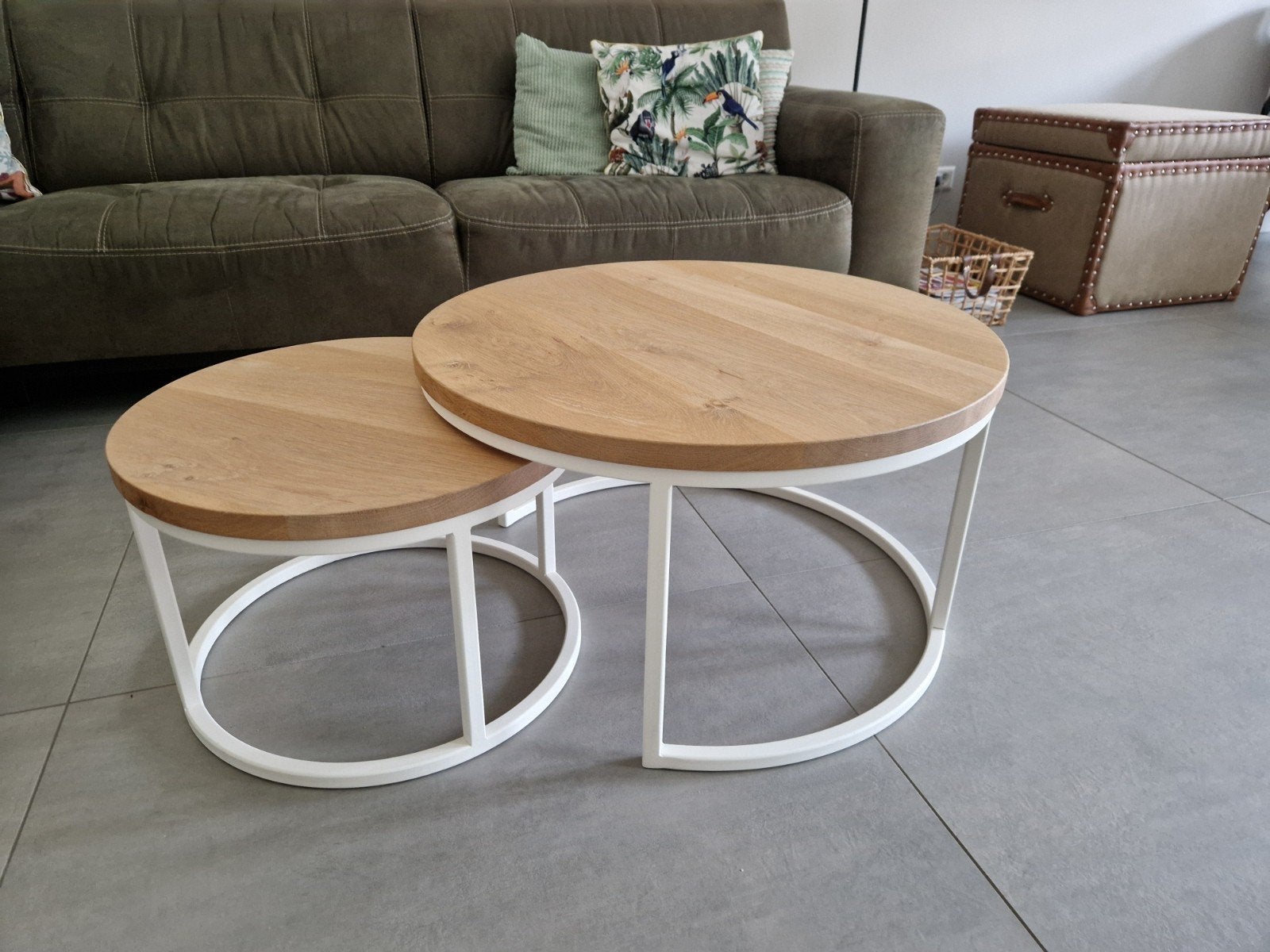 Set van 2 salontafels, nieuw eikenhout, wit onderstel, Ophalen, 50 tot 100 cm, Eikenhout, Nieuw